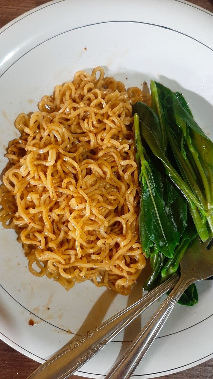 Mie Tanpa Telur
